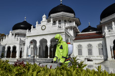 SMRC survey finds local govts rated higher for COVID-19 response than central govt