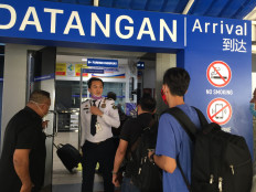 Riau Islands governor calls for temporary closure of factories on Batam island