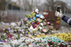 Dutch destroy millions of flowers as coronavirus wilts sales