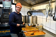 Michelin chefs whip it up for Berlin's healthcare workers