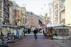 Netherlands extends bans on public gatherings to June 1