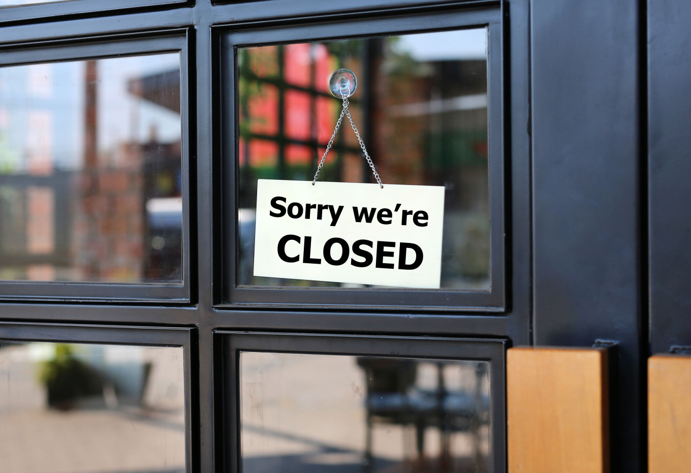 Apple to temporarily close 11 stores over coronavirus outbreaks