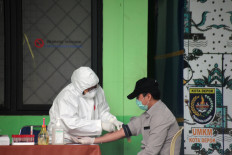 Local administrations may have chosen to handle the tests with care as field medical workers are not well protected. But with only a few thousands tests, little can be expected from the effort, especially when people have to wait for days for results.