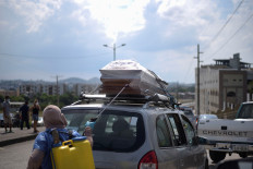 Ecuador city runs out of coffins amid COVID-19 crisis