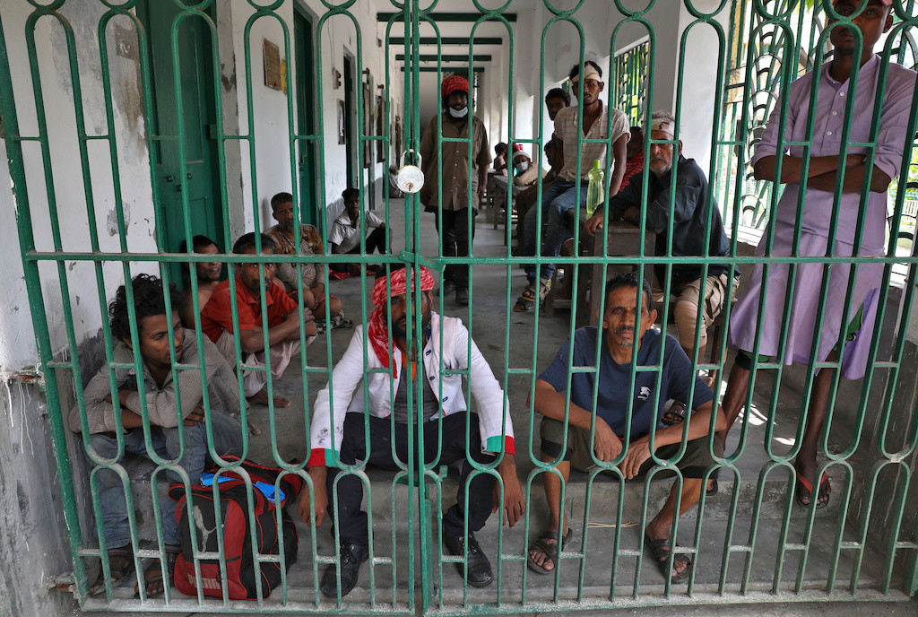 Indian Officials Warn Of Lockdown Extensions As Covid 19 Cases In South Asia Near 6 000 World The Jakarta Post
