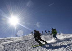 French ski resort a slippery slope to virus for Ukraine MPs: Report