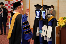 Robots replace Japanese students at graduation amid coronavirus
