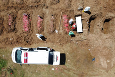 Jakarta buries 639 bodies according to COVID-19 protocols