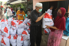 Oxfam urges rescue to stop 'half a billion more' in poverty