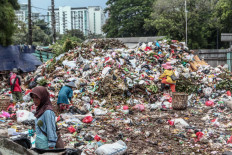Jakarta’s trash output down during COVID-19 but environmentalists warn of possible increase