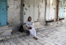  In Jerusalem, Christians mark a sombre Easter 