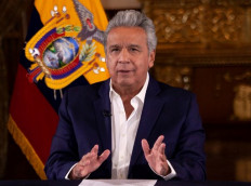 Ecuador president slashes cabinet members' salaries in pandemic response