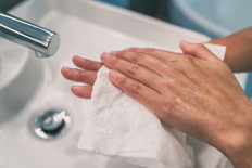 Paper towels may remove virus missed by poor hand washing: Study