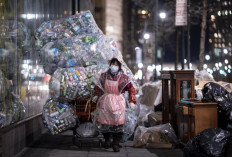 Plastic surge in virus lockdown frustrates Thai activist