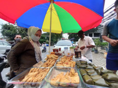 Ramadan bazaars go digital in Southeast Asia amid pandemic