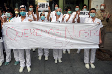 Spain adds 280,000 jobless during April lockdown