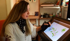Hollywood artist tutors Arabic-speaking kids during pandemic