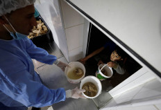 Keep up generosity beyond Ramadan