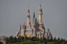 Shanghai Disneyland tickets sell out as park prepares to re-open