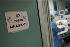 Virus survivors could suffer severe health effects for years