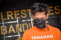 YouTube prankster who gave garbage-filled ‘aid’ packages to transwomen abused in jail