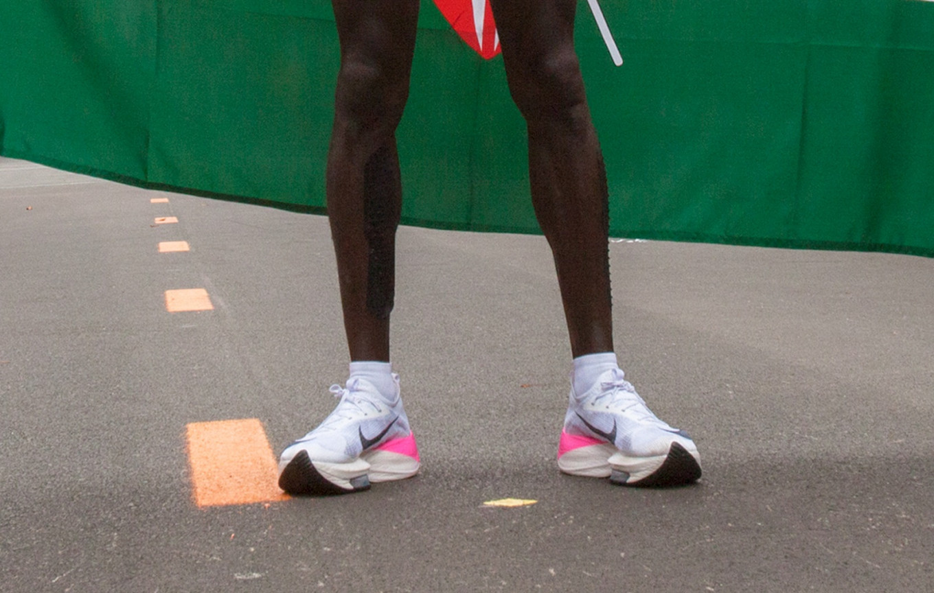 controversial nike marathon shoes
