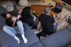 Grandparent-grandchildren video calls are vital during COVID-19. Here are simple ways to improve them