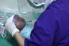 ‘Negative COVID-19 but positive pregnancy’: Best to delay new baby