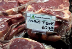 Beef is displayed at a butcher shop on May 12, 2020 in the Melbourne suburb of Yarraville. Indonesia is heavily dependent on the Australian red meat industry, which fulfilled 70 percent of its beef and buffalo meat consumption in 2020.