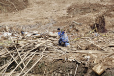 Floods, landslides hit regions as rainy season prolonged