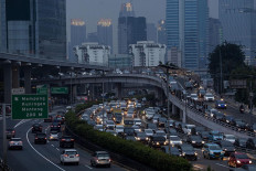 Satellite cities undecided about following Jakarta with strict virus curbs