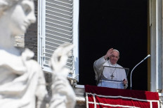 Pope says worst of virus is over, Vatican clear of cases 