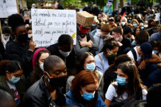 PM says France 'not racist' as Floyd tribute held in Paris