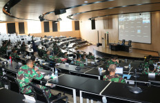 Seskoau students go on virtual field trip to defense firms