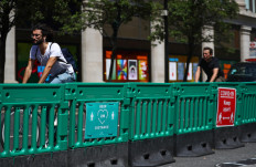 From crowded tubes to pedal power, London's COVID transport challenge