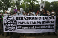 Jayapura Police question students for holding forum protesting Papuan activists trial