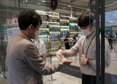 South Korea says it is battling 'second wave' of coronavirus