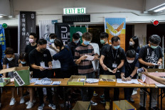 Unofficial Hong Kong vote sees new generation take over battle for democracy
