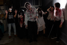 Don't open the door!: Japan haunted house goes drive-in