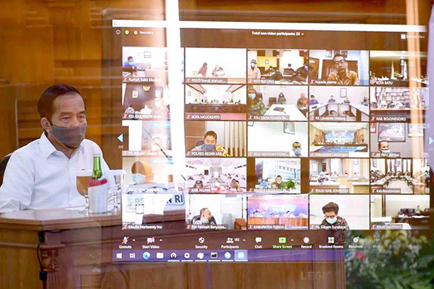 Jokowi tests negative for COVID-19 after meeting with Surakarta deputy mayor