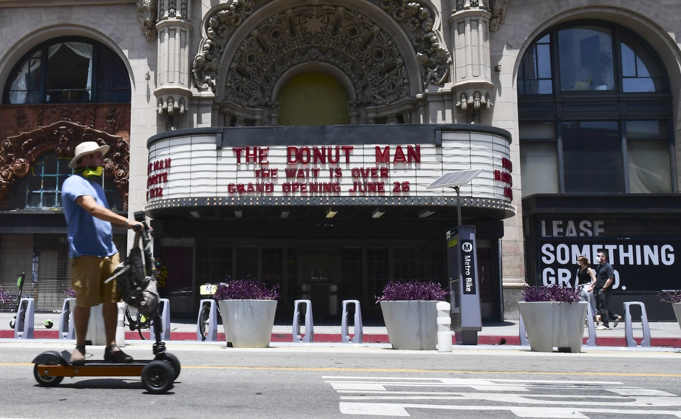 Los Angeles delays movie theater reopenings after rise in ...