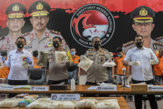 Police nab ‘drug syndicate’ members selling marijuana vapes