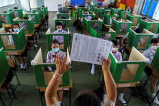 Thailand schools reopen with strict hygiene rules
