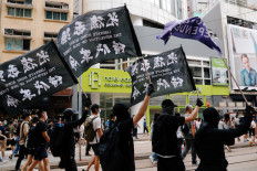 &lsquo;Liberate Hong Kong, revolution of our times&rsquo; slogan is illegal, government says