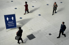 UK defends removing Spain from travel corridor as virus surges