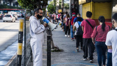 Philippines extends travel ban over new virus strain