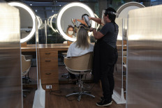 Masks prevented major coronavirus outbreak at hair salon: Study