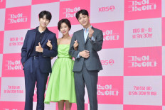 Hwang Jung-eum returns through fantasy rom-com 'Men are Men'