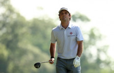 Three COVID-positive players tee off together at PGA event