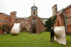 After UK lockdown delay, sculptor Anish Kapoor exhibits at Walpole's mansion
